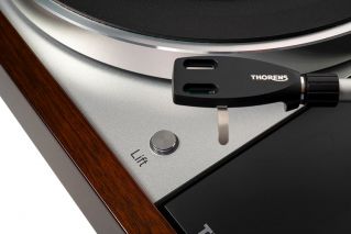 Thorens TD 1601 mit TP160 (ohne Tonabnehmer)